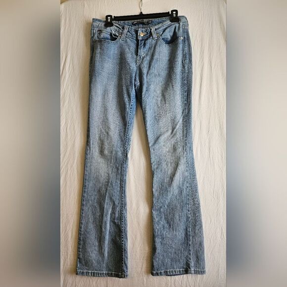 Levi's Jeans Women’s 11/30 (31x31) Demi Curve Low-Rise Bootcut Skinny Blue GUC - Picture 1 of 9